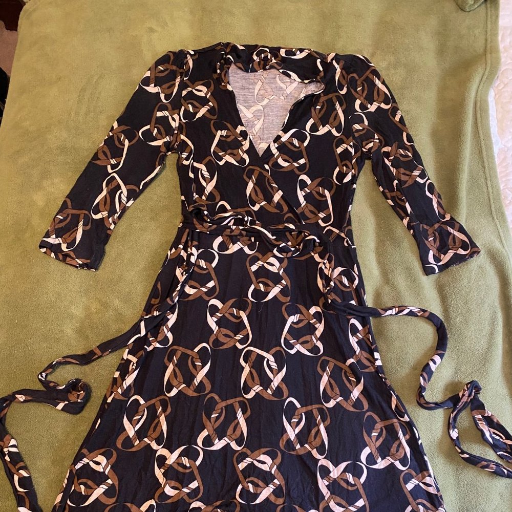 Brown Cross-Link Patterned Dress Size M